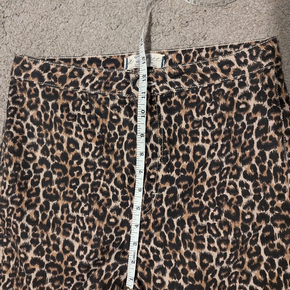 We The Free- Leopard "Float On" Bell bottoms size 31 GUC - Picture 12 of 12